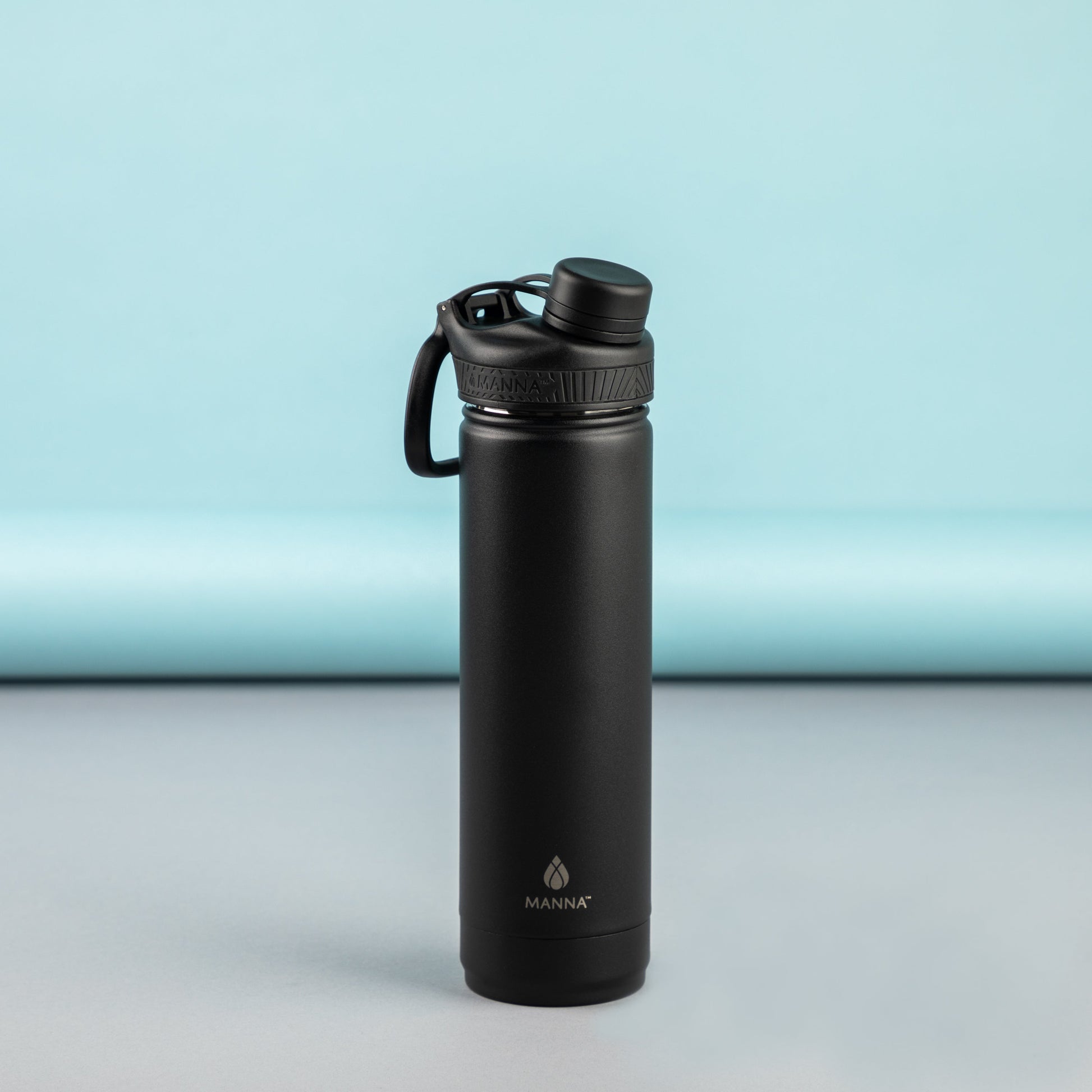 26-oz-saratoga-bottle-g6 MAN_Website_Saratoga_05.jpg